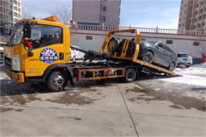 长沟救援拖车费用怎么算