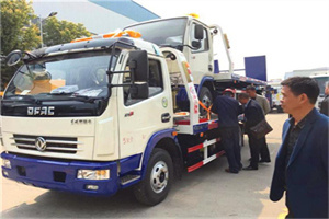 长沟汽车道路救援拖车价格